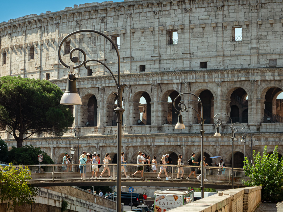 Ponte degli Annibaldi viewpoint toward the Colosseum in Rome