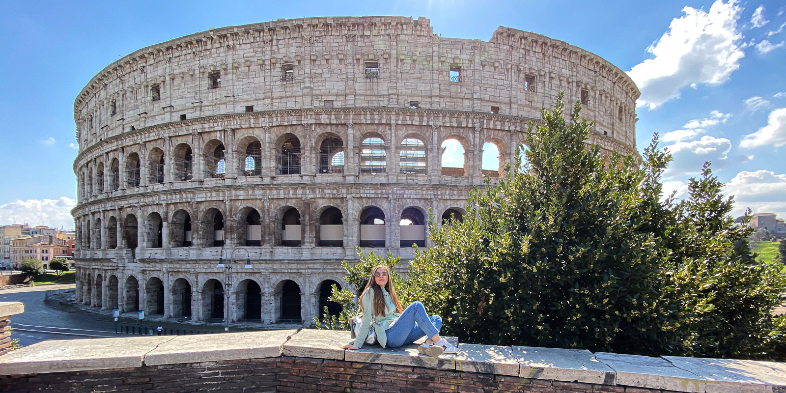 Ultra-wide Colosseum exterior ring view from Via Nicola Salvi