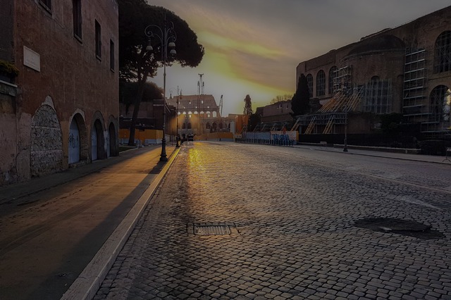 Dawn Street Near Colosseum – Sunrise in Rome